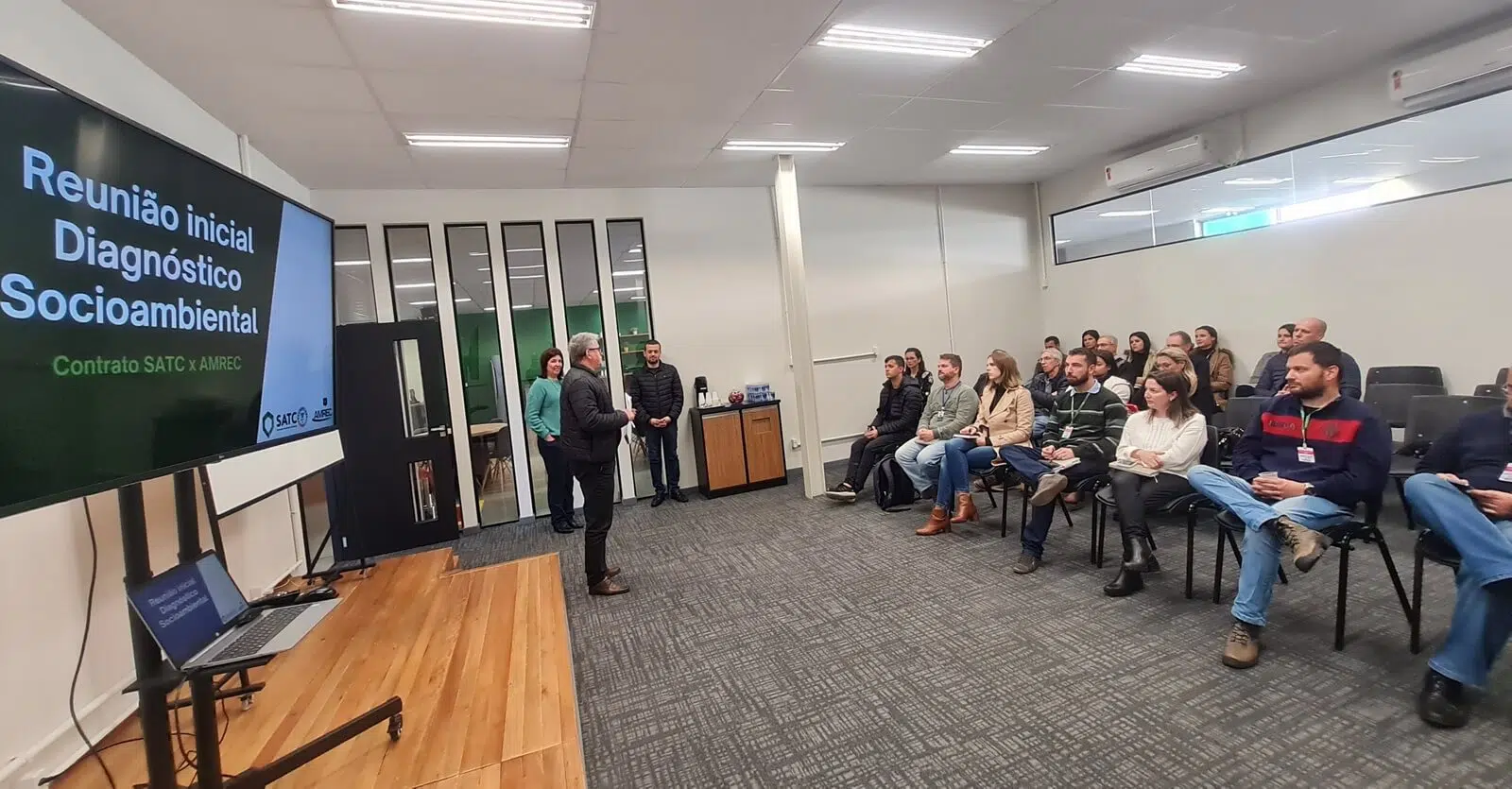 Foto da reunião de trabalho