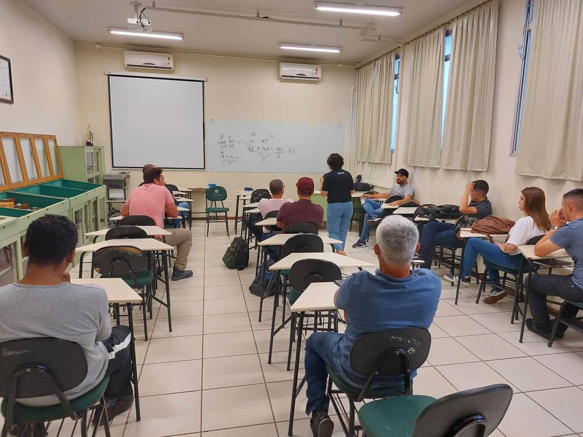 Alunos de várias partes de país estão, durante esta semana, realizando práticas e visitas técnicas em Criciúma