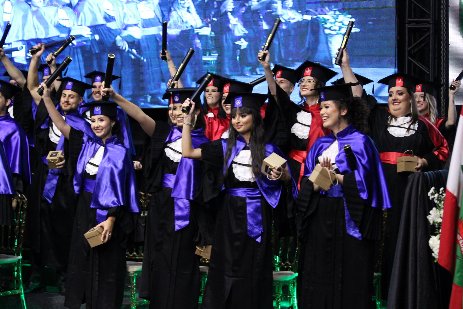 Noite de celebração para os novos formados da UniSatc
