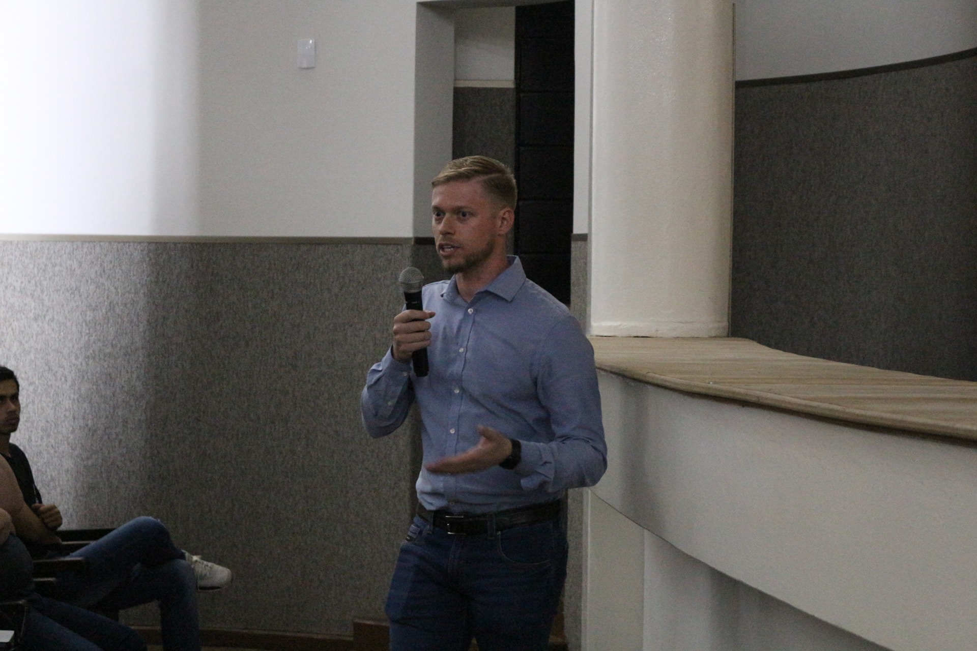 Engenheiro da Scania, ex-aluno Satc incentiva estudantes