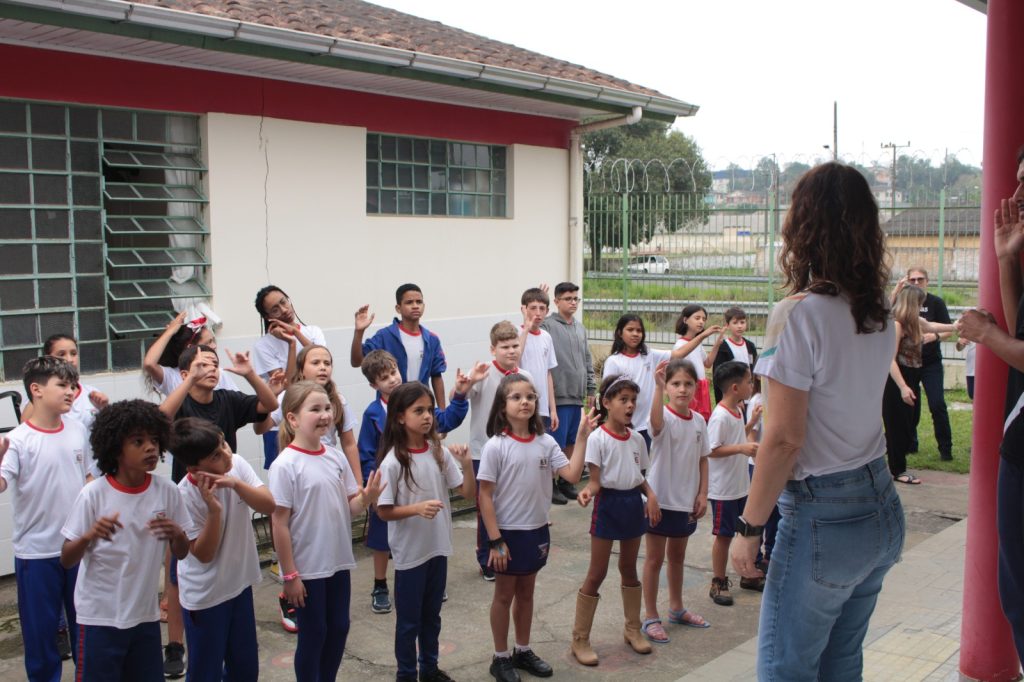 Alunos Prof.ª Maria de Lourdes Carneiro