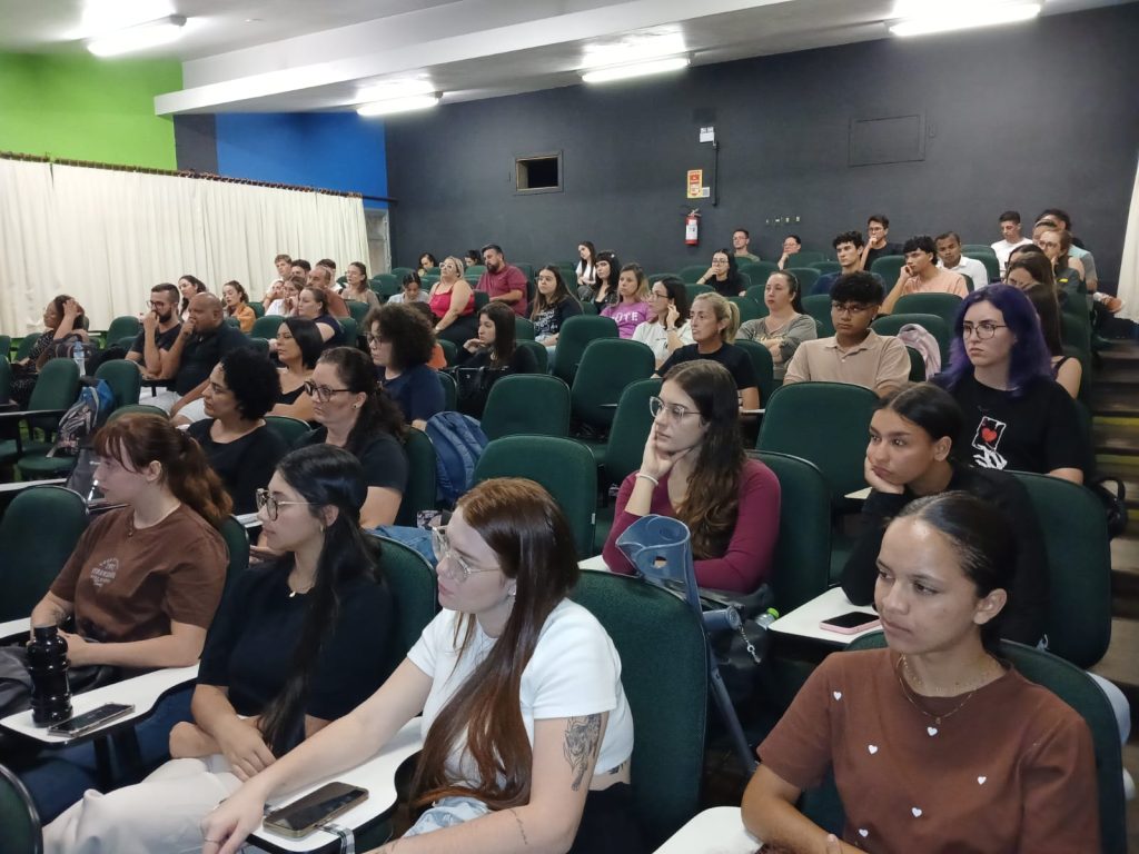 Primeira turma de Psicologia inicia o semestre com aulas voltadas a integração