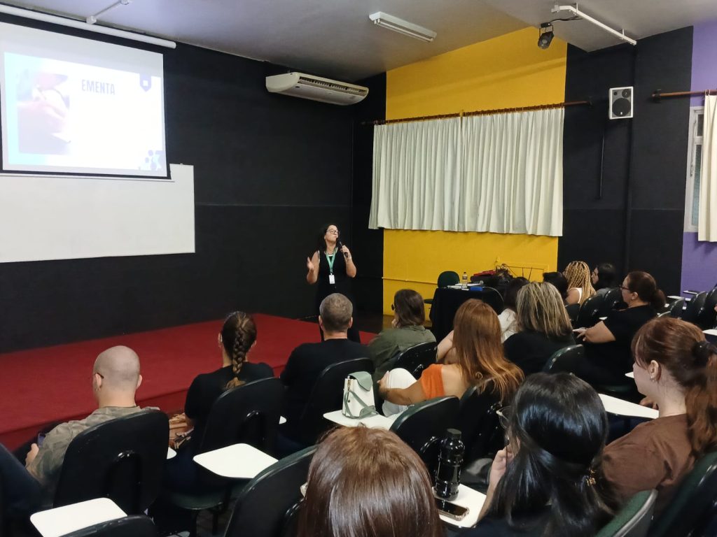 Primeira turma de Psicologia inicia o semestre com aulas voltadas a integração