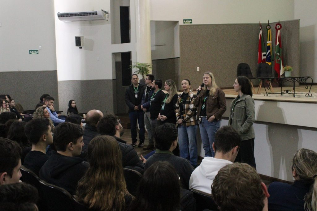 Projeto SATC Skills orienta alunos na escolha dos Cursos Técnicos
