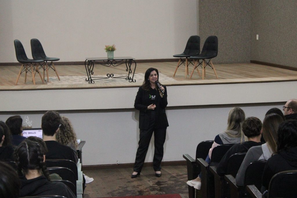 Projeto SATC Skills orienta alunos na escolha dos Cursos Técnicos