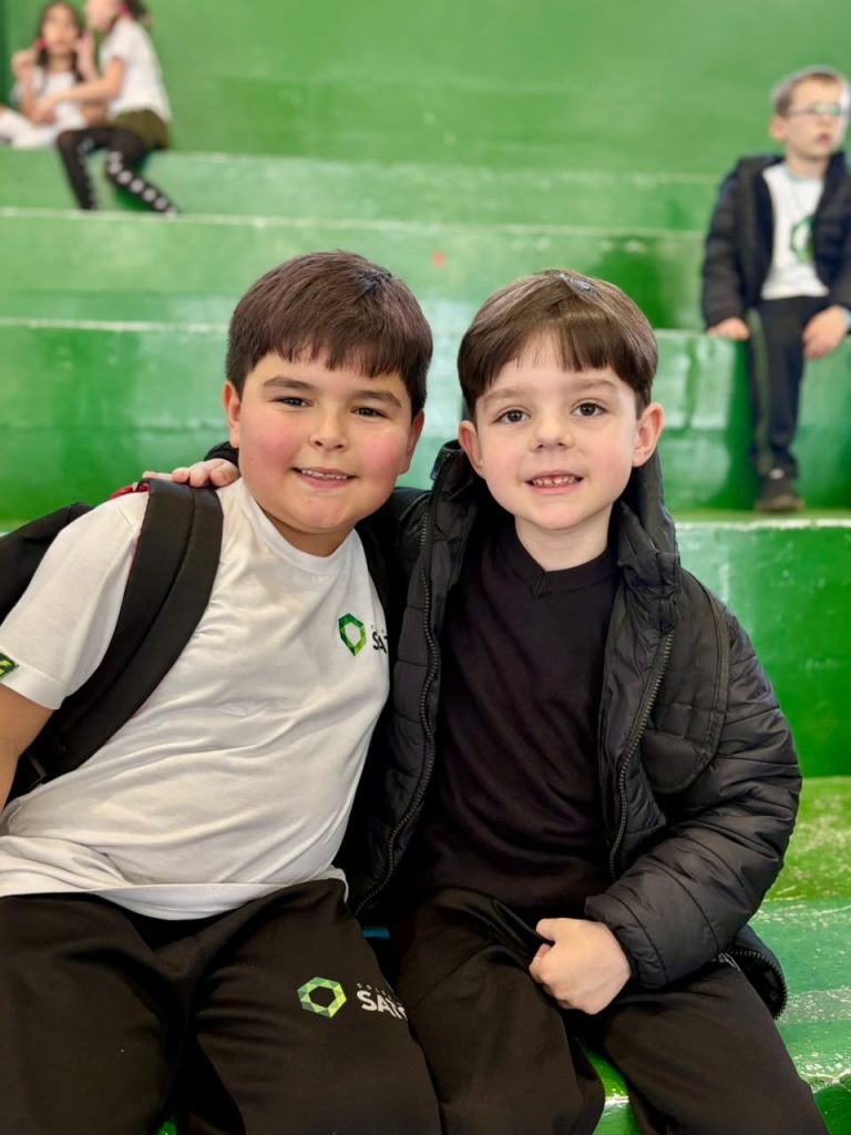 Volta às aulas no Colégio SATC 